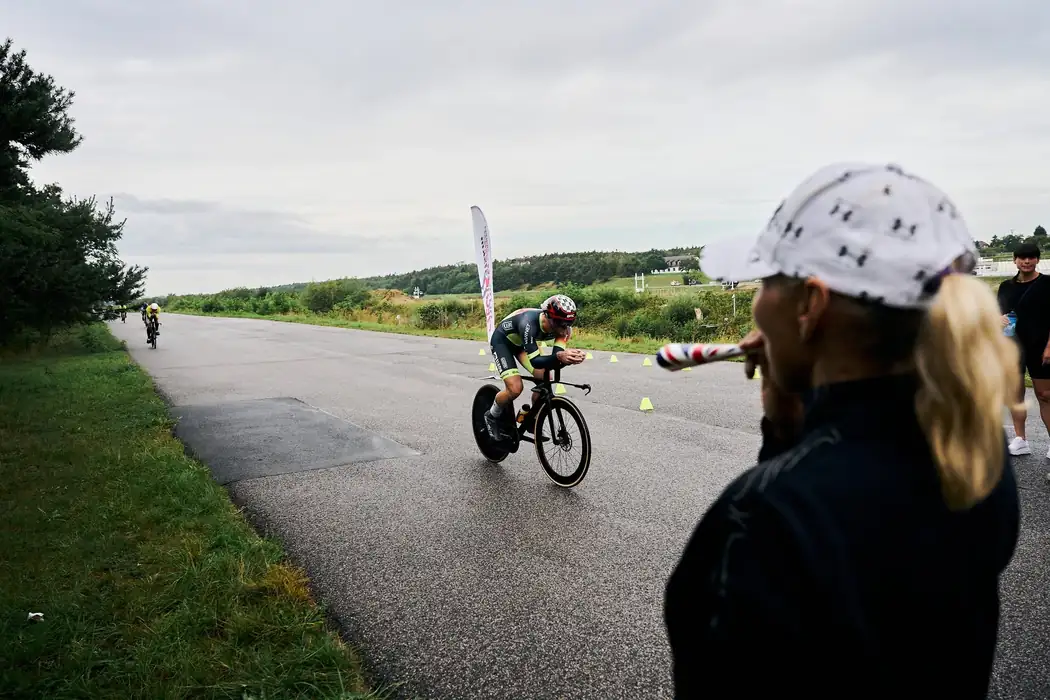 Bike stage with support