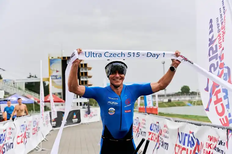 ULTRA CZECH 515 Day 1 finish