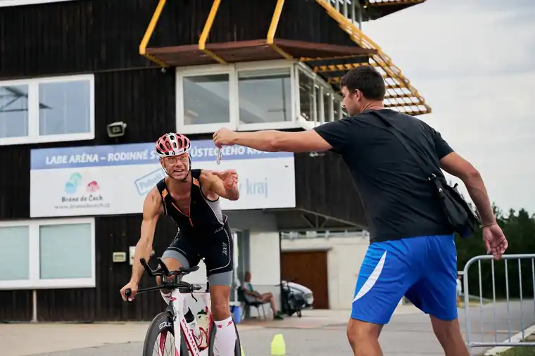 Crew support during the bike leg